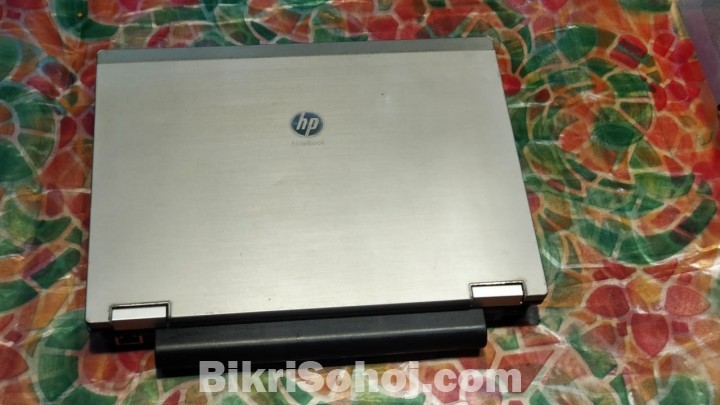 Hp 2540p-core i7-RAM 4GB-HDD 500GB-All ok